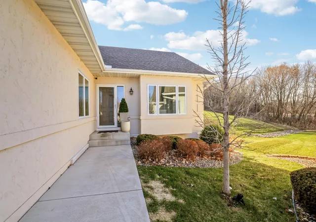 1st image of 14953 Hillside Cir Nw, Prior Lake, MN 55372 | MLS# 7060539