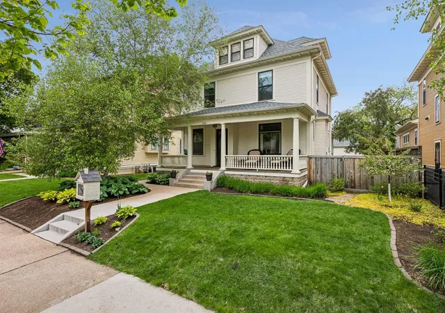 1st image of 3121 Humboldt Ave S, Minneapolis, MN 55408 | MLS# 7060600