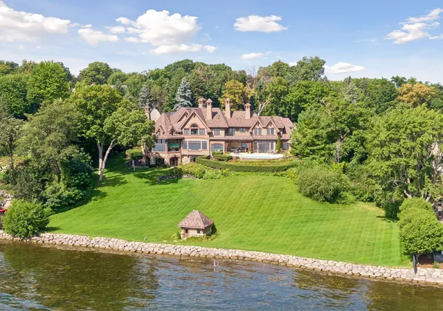 1st image of 358 Ferndale Rd S, Wayzata, MN 55391 | MLS# 7060616