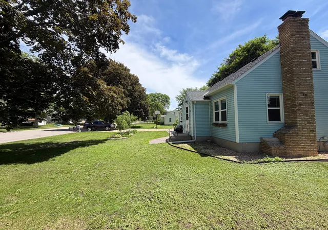 Homes for sale in Stewart, MN | 426 Main St, Stewart, MN 55385 | MLS# 7060702