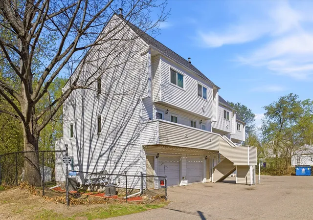 Photo 2 of Single family home for sale at 1260 Virginia St, Saint Paul, MN 55117 | MLS# 7060805 | Listing updated on 2026-08-16