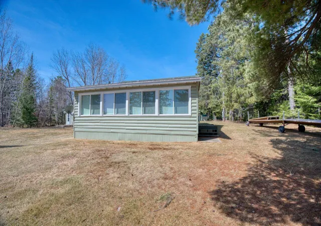 3rd image of 13060 Wall St, Side Lake, MN 55781 | MLS# 7060863