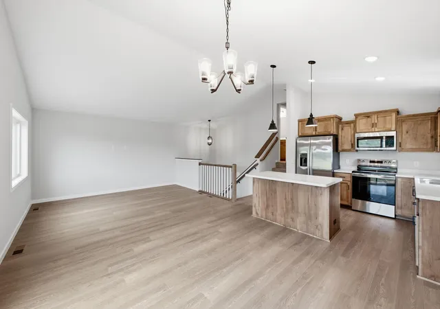 Photo 4 of Single family home for sale at 413 Bluebird St, Mora, MN 55051 | MLS# 7060881 | Listing updated on 2026-10-09