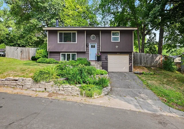 Photo 1 of Sale Pending at 4932 Hanover Rd, Mound, MN 55364 | MLS# 7060905 | Listing updated on 2026-08-25