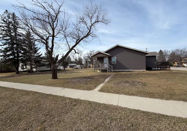 4th image of 601 Main St S, Karlstad, MN 56732 | MLS# 7060918