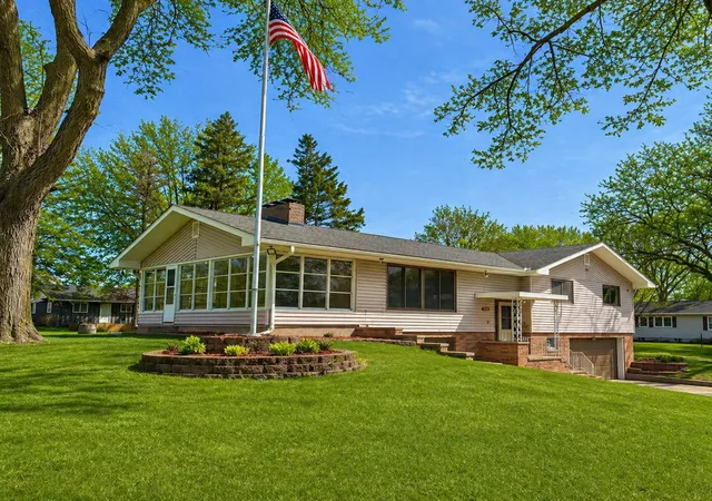 Homes for sale in Medford, MN | 303 3Rd Ave Sw, Medford, MN 55049 | MLS# 7061017