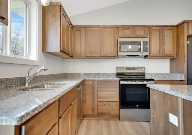 Photo 3 of Single family home for sale at 873 Sutherland St, Somerset, WI 54025 | MLS# 7061142 | Listing updated on 2026-08-19