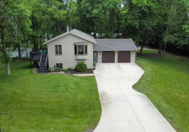 1st image of 1909 Timber Ln Ne, Alexandria, MN 56308 | MLS# 7061299