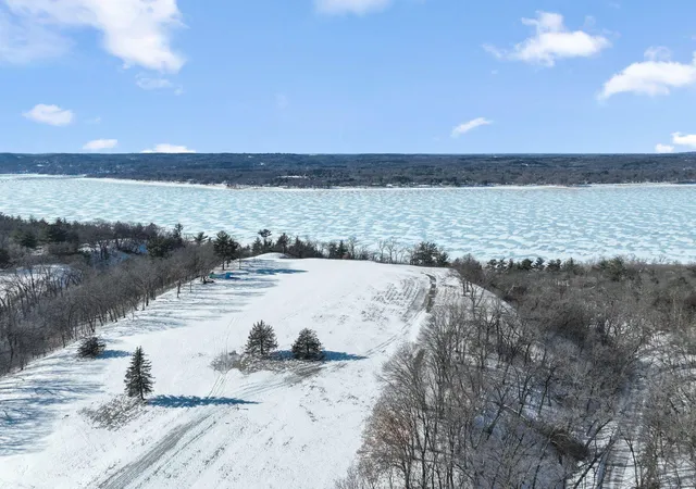 Land for sale at 258 Salishan Dr, Hudson, WI 54016 | MLS# 7061370