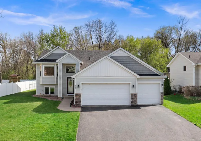 Homes for sale in Montrose, MN | 612 6th St N, Montrose, MN 55363 | MLS# 7061373