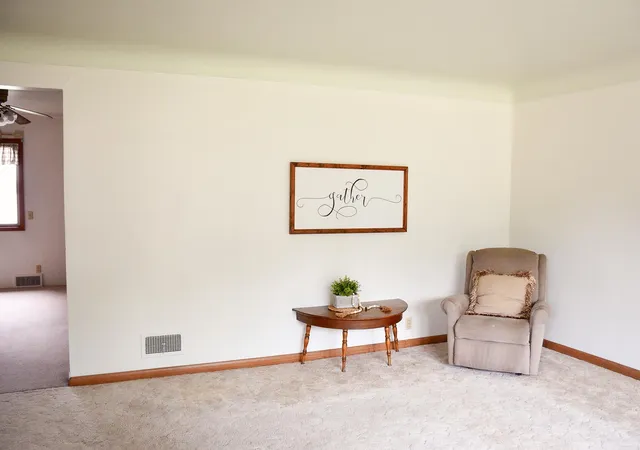 Photo 3 of Single family home for sale at 1532 S Shore Dr, Worthington, MN 56187 | MLS# 7061400 | Listing updated on 2026-08-31