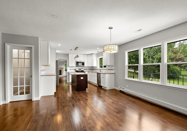 5th image of 30 Woodridge Ln, Inver Grove Heights, MN 55077 | MLS# 7061412