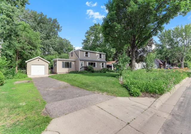 Homes for sale in Mounds View, MN | 5386 Clifton Dr, Mounds View, MN 55112 | MLS# 7061454