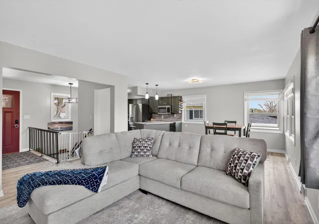 Photo 1 of Single family home for sale at 1561 11th Avenue Ne, Rochester, MN 55906 | MLS# 7061537 | Listing updated on 2026-08-25