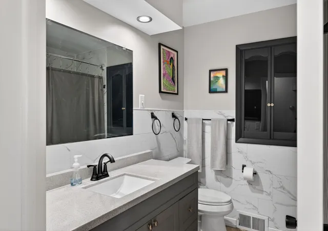 Photo 3 of Single family home for sale at 1561 11th Avenue NE, Rochester, MN 55906 | MLS# 7061537 | Listing updated on 2026-08-25
