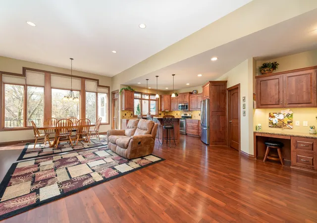 3rd image of 105 Viking Ct, Mankato, MN 56001 | MLS# 7061539