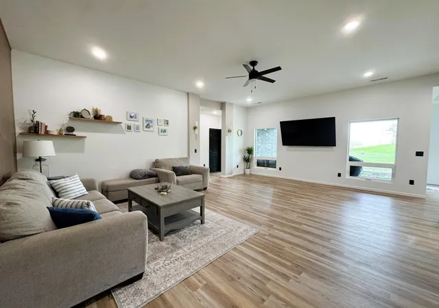 3rd image of 3408 Pebble Hills Dr, Fergus Falls, MN 56537 | MLS# 7061541
