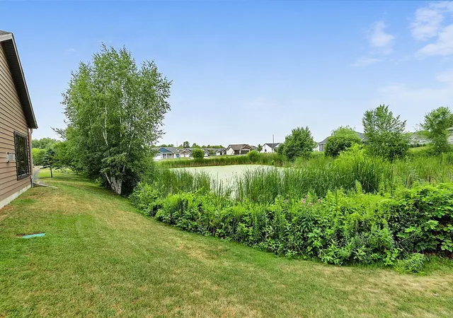 4th image of 2122 37Th St S, Saint Cloud, MN 56301 | MLS# 7061576