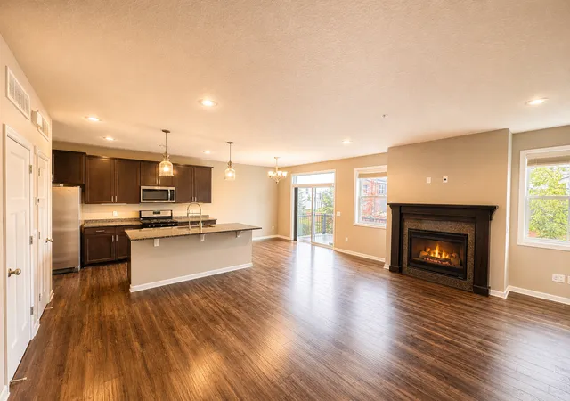 2nd image of 4364 Corn Silk Ln, Saint Paul, MN 55129 | MLS# 7061577