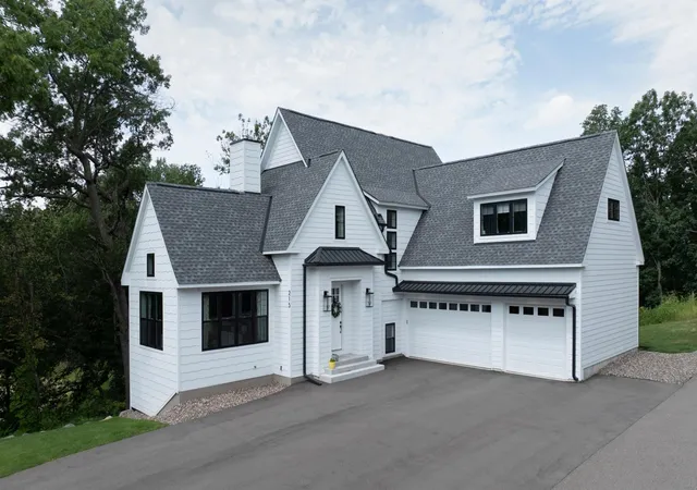 Homes for sale in Mahtomedi, MN | 209 Quail St, Mahtomedi, MN 55115 | MLS# 7061591