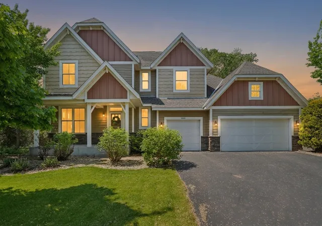 1st image of 10601 Watersedge Ln, Saint Paul, MN 55129 | MLS# 7061681