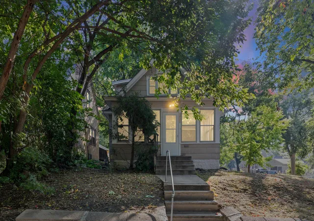 Photo 2 of Single family home for sale at 3400 Aldrich Ave N, Minneapolis, MN 55412 | MLS# 7061703 | Listing updated on 2026-09-20