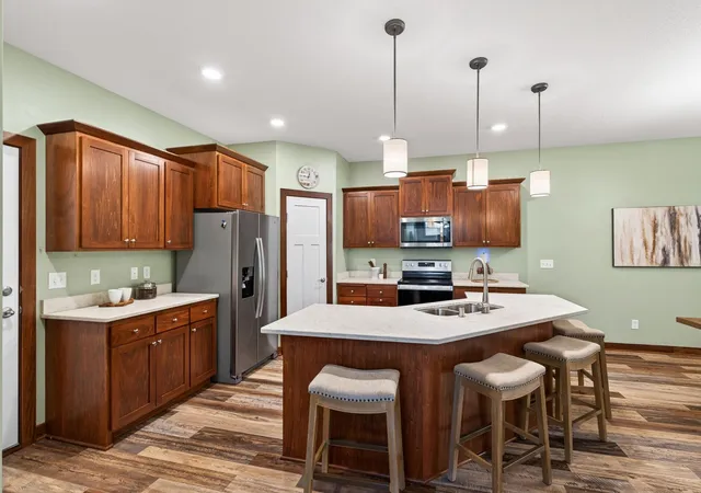 Photo 1 of Sale Pending at 6200 Boulder Ridge Dr, Rockford, MN 55373 | MLS# 7061758 | Listing updated on 2026-08-31