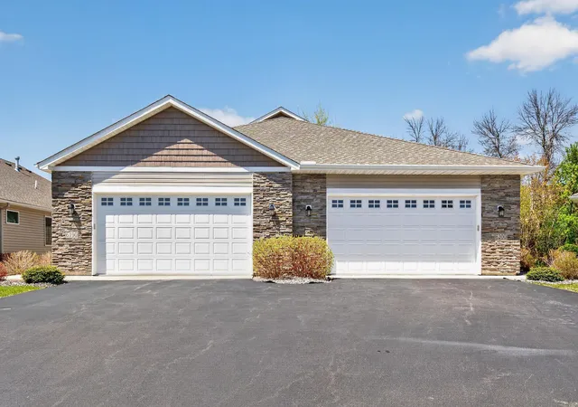 Photo 3 of Sale Pending at 6200 Boulder Ridge Dr, Rockford, MN 55373 | MLS# 7061758 | Listing updated on 2026-08-31