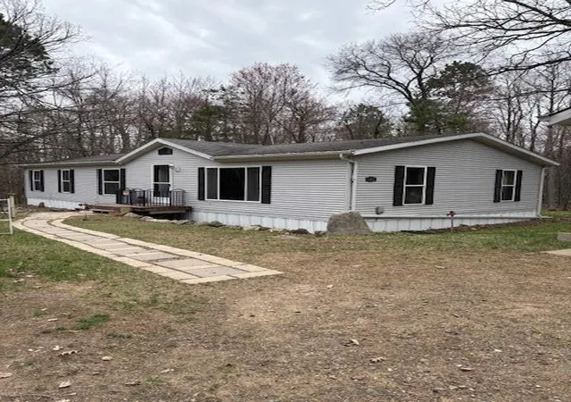 Photo 4 of Sale Pending at 7869 Lunar Ln, Pequot Lakes, MN 56472 | MLS# 7061910 | Listing updated on 2026-09-22