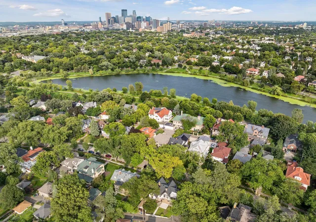 Photo 4 of Sale Pending at 2305 Newton Ave S, Minneapolis, MN 55405 | MLS# 7061918 | Listing updated on 2026-08-20
