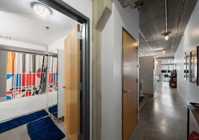 2nd image of 710 N 4Th St, Minneapolis, MN 55401