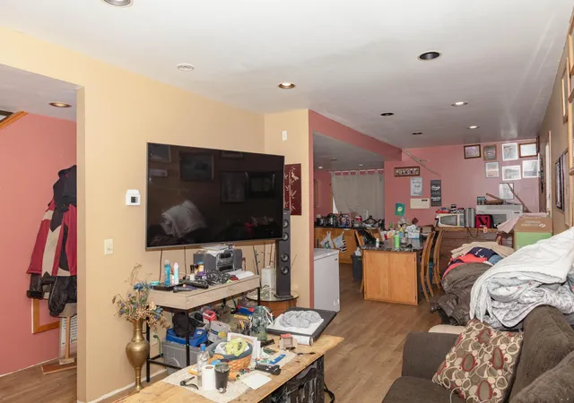4th image of 103 W 3Rd Ave N, Aurora, MN 55705 | MLS# 7061948