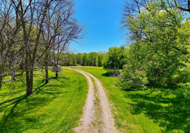1st image of 87387 245th St, Albert Lea, MN 56007 | MLS# 7061980