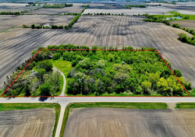 2nd image of 87387 245th St, Albert Lea, MN 56007 | MLS# 7061980