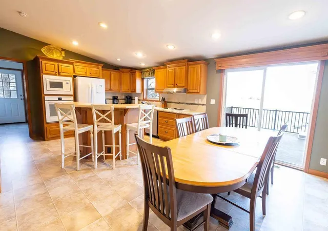 Homes for sale in Elysian, MN | 22083 Lake Francis Rd, Elysian, MN 56028 | MLS# 7061986