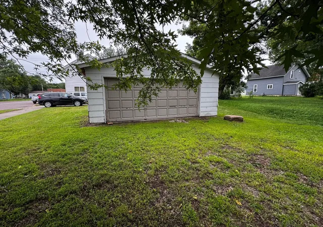 Homes for sale in Kasota, MN | 241 Webster St N, Kasota, MN 56050 | MLS# 7061988