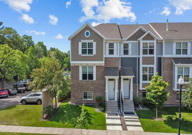 Photo 3 of Sale Pending at 220 Monroe St, Anoka, MN 55303 | MLS# 7062071 | Listing updated on 2026-08-29