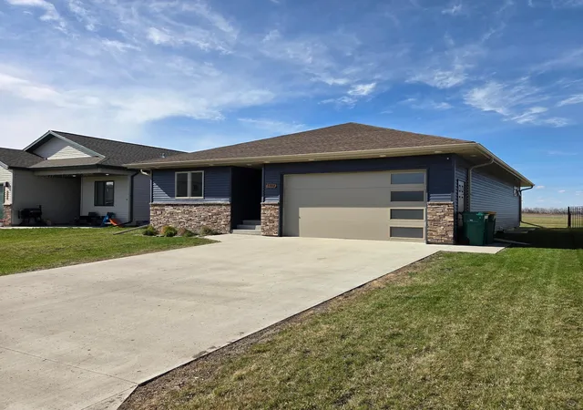 Homes for sale in Wahpeton, ND | 1882 18Th Ave N, Wahpeton, ND 58075 | MLS# 7062074
