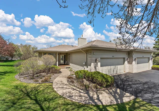 Photo 1 of Single family home for sale at 8914 Hilloway Rd, Eden Prairie, MN 55347 | MLS# 7062107 | Listing updated on 2026-10-01