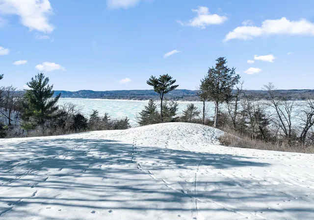 Photo 4 of Land for sale at 256 Salishan Dr, Hudson, WI 54016 | MLS# 7062109 | Listing updated on 2026-08-25