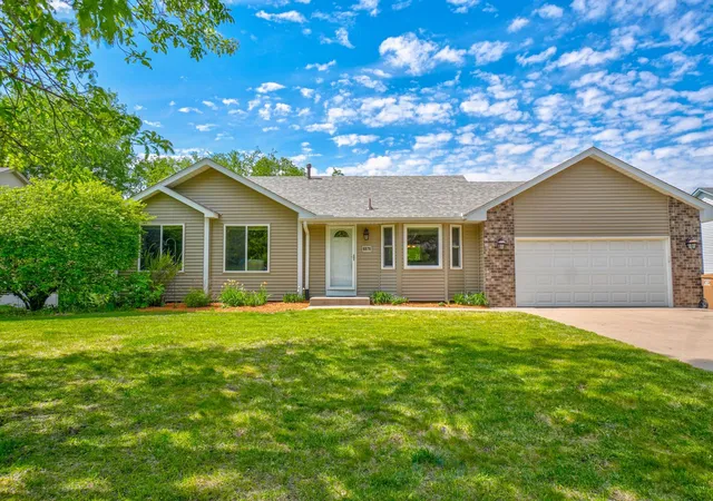 1st image of 6878 Upper 28th St N, Saint Paul, MN 55128 | MLS# 7062183
