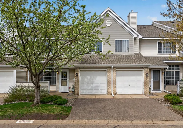 Photo 1 of Single family home for sale at 9249 Troon Ct, Saint Paul, MN 55125 | MLS# 7062202 | Listing updated on 2026-09-12