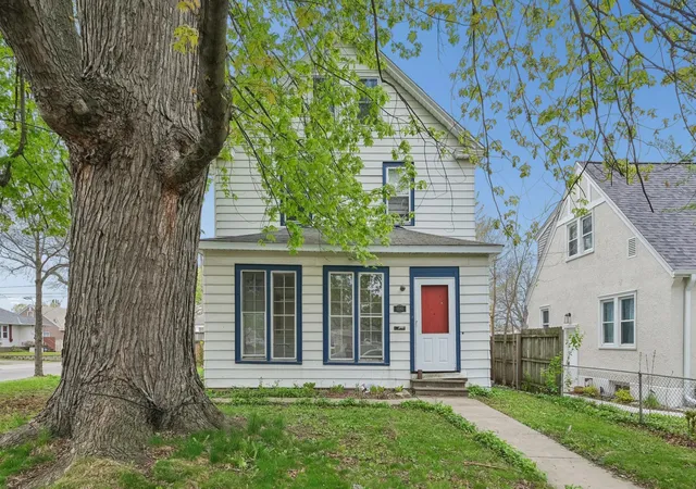 Photo 1 of Single family home for sale at 1381 White Bear Ave N, Saint Paul, MN 55106 | MLS# 7062498 | Listing updated on 2026-10-17