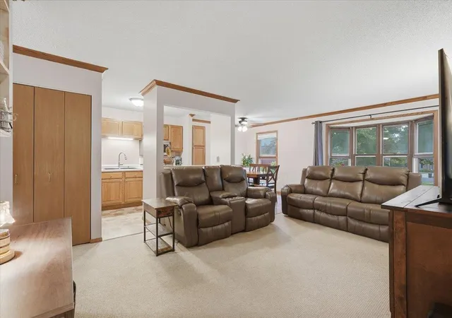 Photo 3 of Condo for sale at 1381 Berry Ridge Rd #404, Saint Paul, MN 55123 | MLS# 7062559 | Listing updated on 2026-10-06