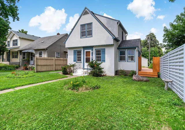 2nd image of 1212 4th St N, South Saint Paul, MN 55075 | MLS# 7062589