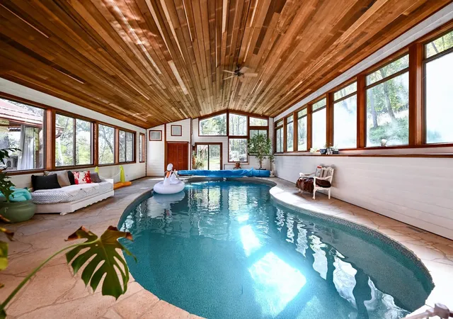 Photo 2 of Single family home for sale at 2331 Goodview Rd, Winona, MN 55987 | MLS# 7062600 | Listing updated on 2026-07-27