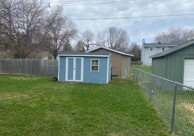 Homes for sale in Fargo, ND | 1413 21st St S, Fargo, ND 58103 | MLS# 7062604