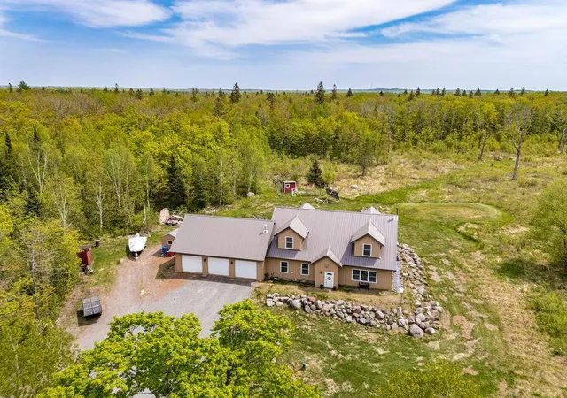 Photo 1 of Single family home for sale at 4598 Mcalpine Spur Rd, Two Harbors, MN 55616 | MLS# 7062682 | Listing updated on 2026-08-15