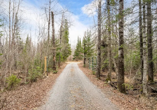 Photo 4 of Single family home for sale at 4598 Mcalpine Spur Rd, Two Harbors, MN 55616 | MLS# 7062682 | Listing updated on 2026-08-15