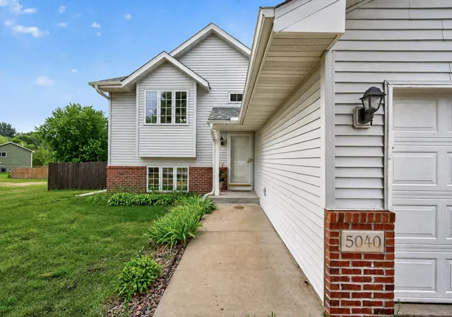 2nd image of 5040 Edinburgh Wy, Big Lake, MN 55309 | MLS# 7062729